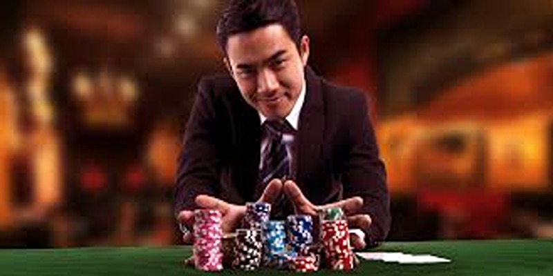 Tìm hiểu về game bài Poker Red88